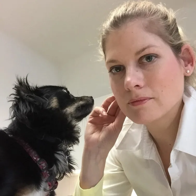 Dr. Claudia Laschalt im Interview zum Thema reiseapotheke und auf was man beim vereisen mit Hund achten sollte
